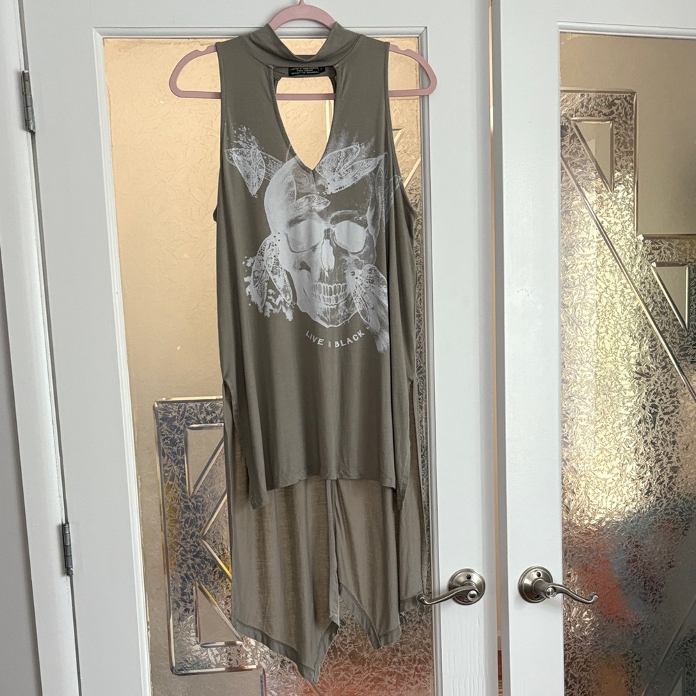 Edgy Olive Skull Print Women's Tunic